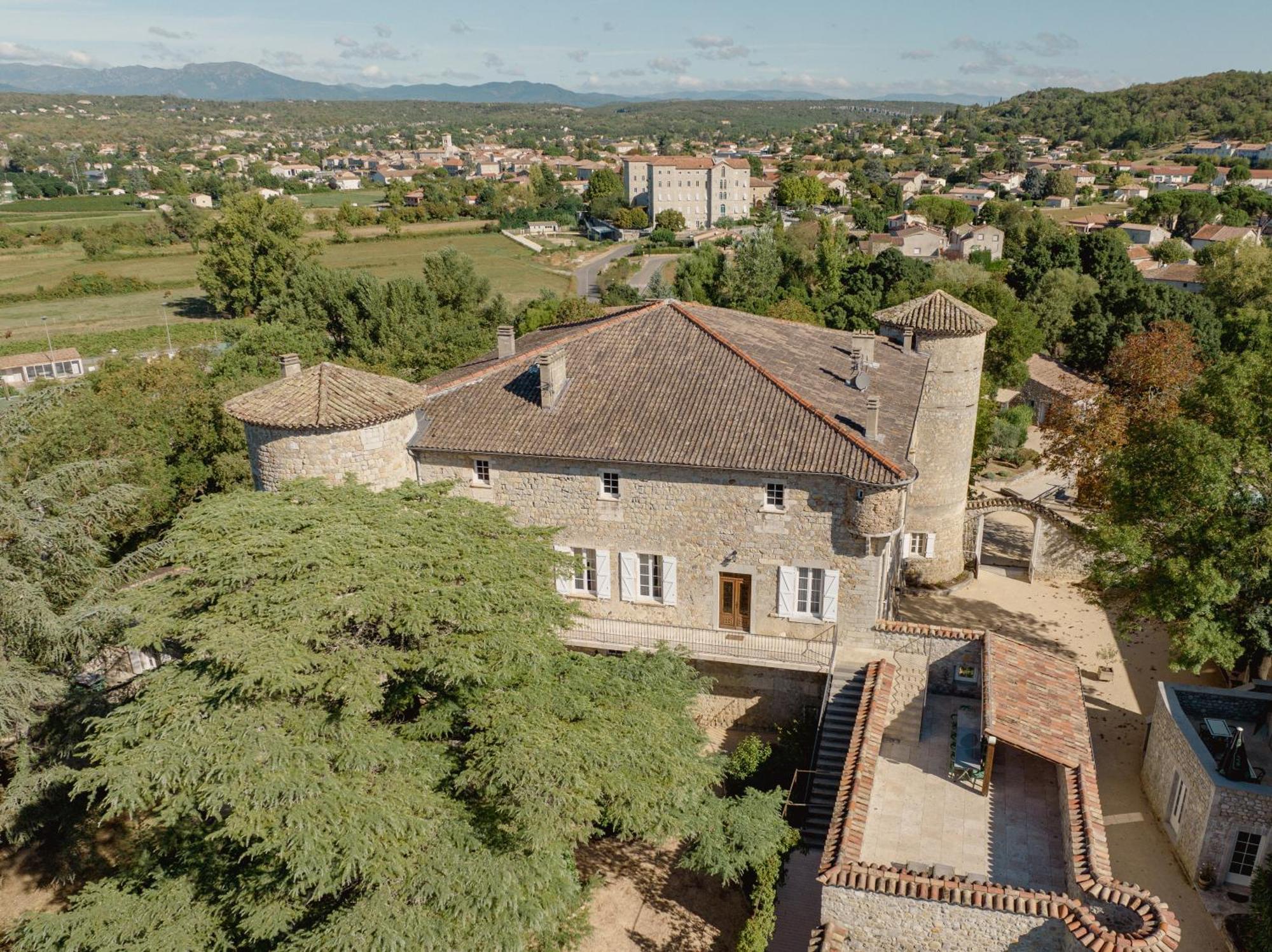 Chateau De Chaussy Ruoms Exteriér fotografie